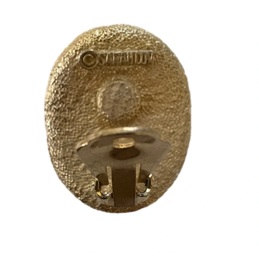 Sarah Coventry Vintage "Sultana" gold-tone clip-on earrings - Picture 4 of 4